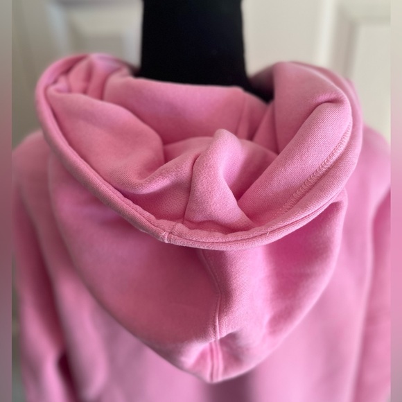 Oversized Large Soft + Thick Pink Hoodie 💕 - Picture 3 of 3